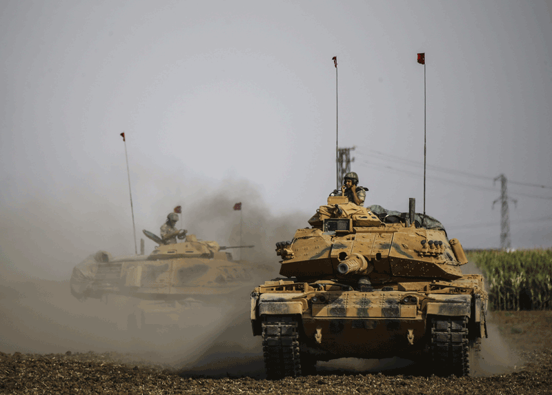 Sınırda neler oluyor Türk askerinden düşmana gözdağı