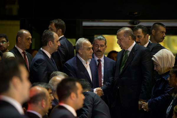 Erdoğan'dan Abdülkadir Yüksel'in ailesine taziye ziyareti