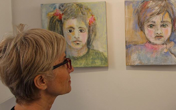 Fransa'da Türk ressamların sergisi açıldı
