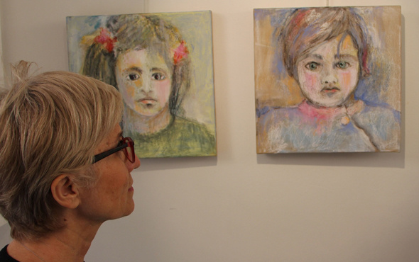 Paris'te Türk sanatçılar resim sergisi açtı