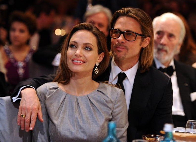 Brad Pitt eski sevgilisiyle buluştu Angelina Jolie'den aylar sonra flaş adım