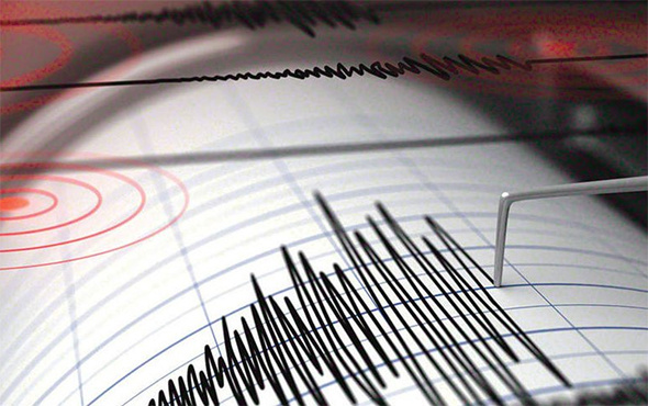 Son deprem Dikili'de oldu şiddeti kaç?