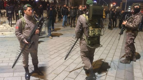 Taksim'de bu yıl bir ilk kimse ne olduğunu anlamadı!