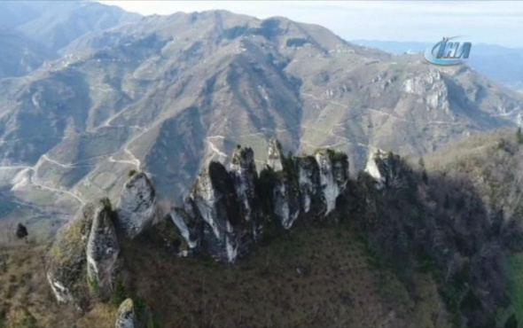 Efsaneye konu olan kayalıklar havadan görüntülendi