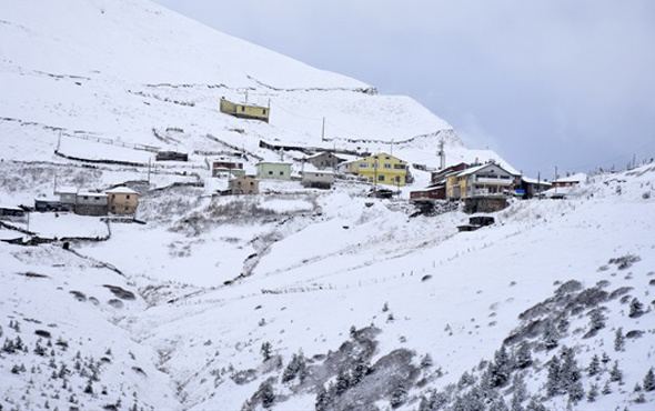 Artvin'de pazartesi okullar tatil mi valiliğin 15 Ocak kararı