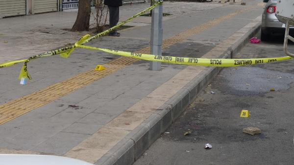 Diyarbakır'da silahlı çatışma: Ölü ve yaralılar var!