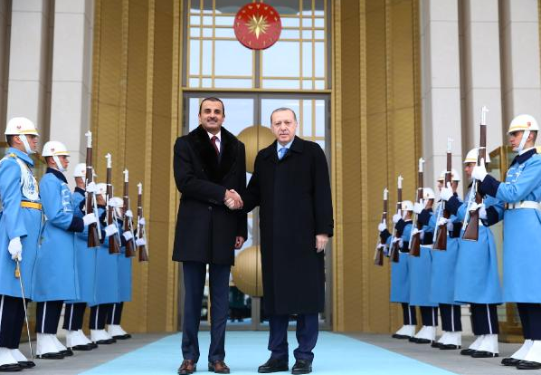 Erdoğan Katar emirini kabul etti dikkat çeken görüntü