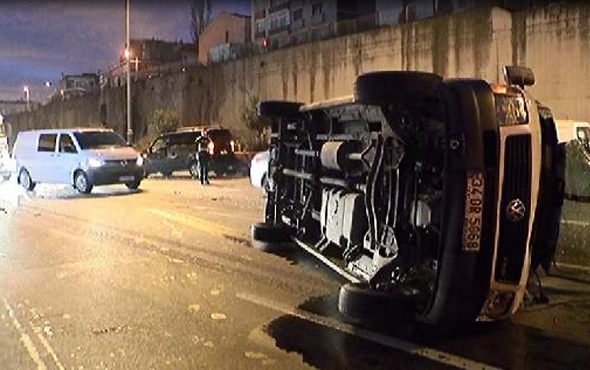 İstanbul trafiğini kilitleyen kaza! Yaralılar var
