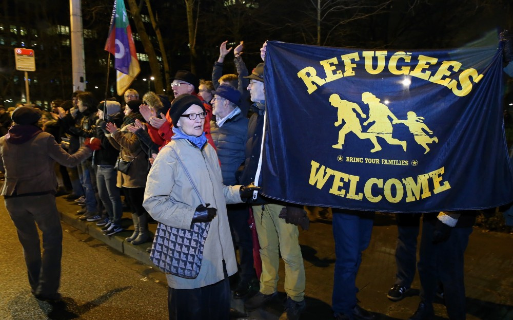 Belçika'da sığınmacılara destek