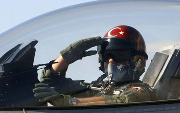 Türk pilot Afrin'de inanılmazı başardı! Yere 20 metre vardı...