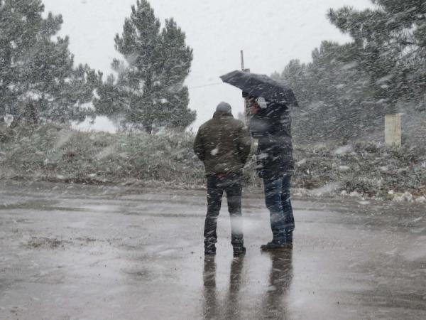 İstanbul'da kar etkisini gösterdi! İş çıkışına dikkat