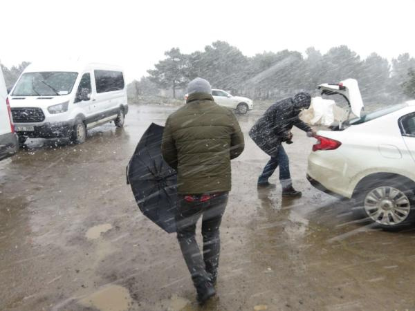 İstanbul'da kar etkisini gösterdi! İş çıkışına dikkat