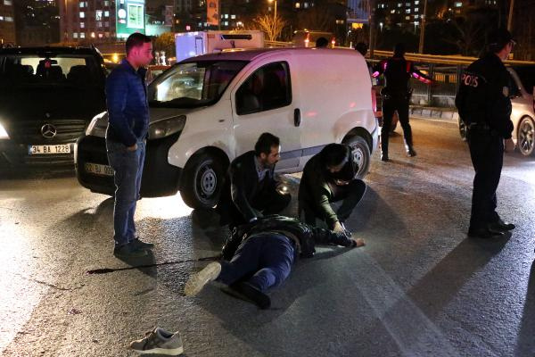 Beyoğlu'nu savaş alanına çevirdiler! Kardeşlerin yaptığına bak