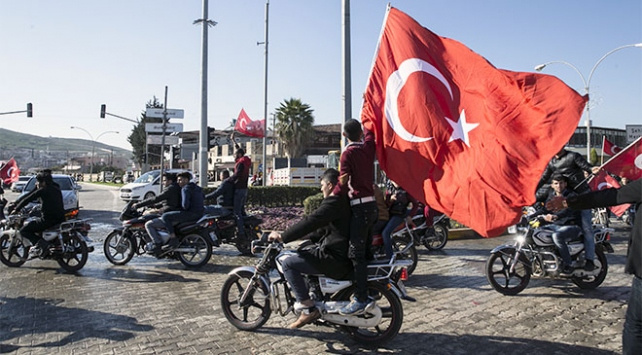 Reyhanlı'da Mehmetçiğe destek konvoyu