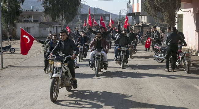 Reyhanlı'da Mehmetçiğe destek konvoyu