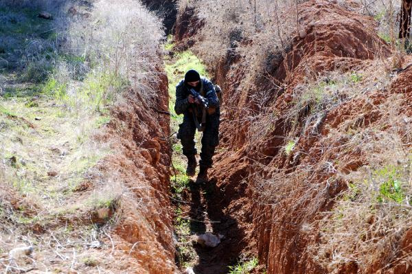 Gizli tüneller bulundu! İçinden çıkanlar şoke etti