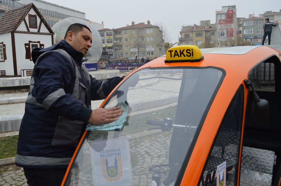 Türkiye'de bir ilk: Elektrikli bisiklet taksiler