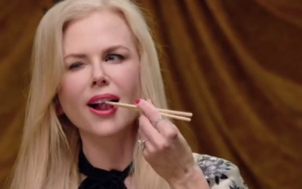Nicole Kidman mide bulandırdı böcekleri tek tek mideye indirdi