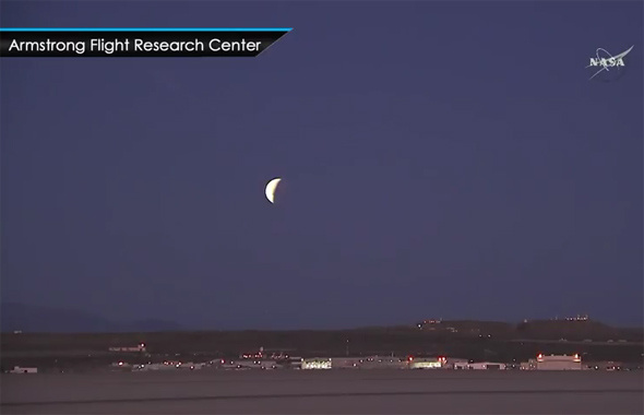 Ay tutulması NASA canlı yayını saat 18.30'da başlıyor