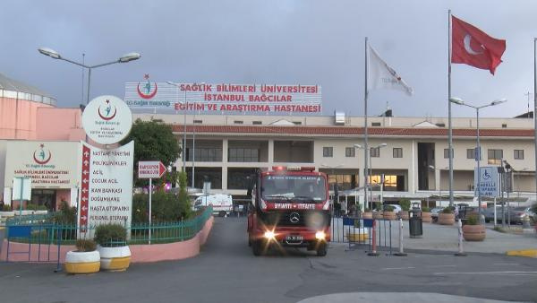 İstanbul'da korkutan yangın: Hastalar tahliye edildi!