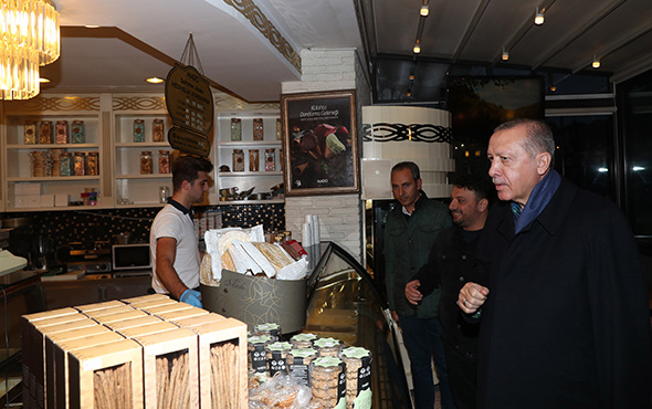 Cumhurbaşkanı Erdoğan, Çamlıca Camii'nde incelemelerde bulundu