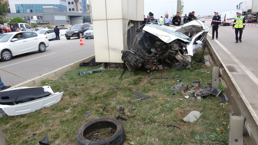 Sürücünün öldüğü kazada otomobilin hızı 180'de takılı kaldı