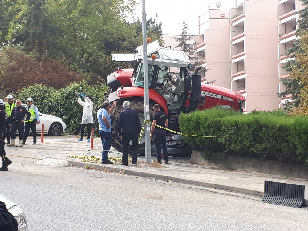 Meclis önünde hareketli dakikalar;  polisler ateş açtı