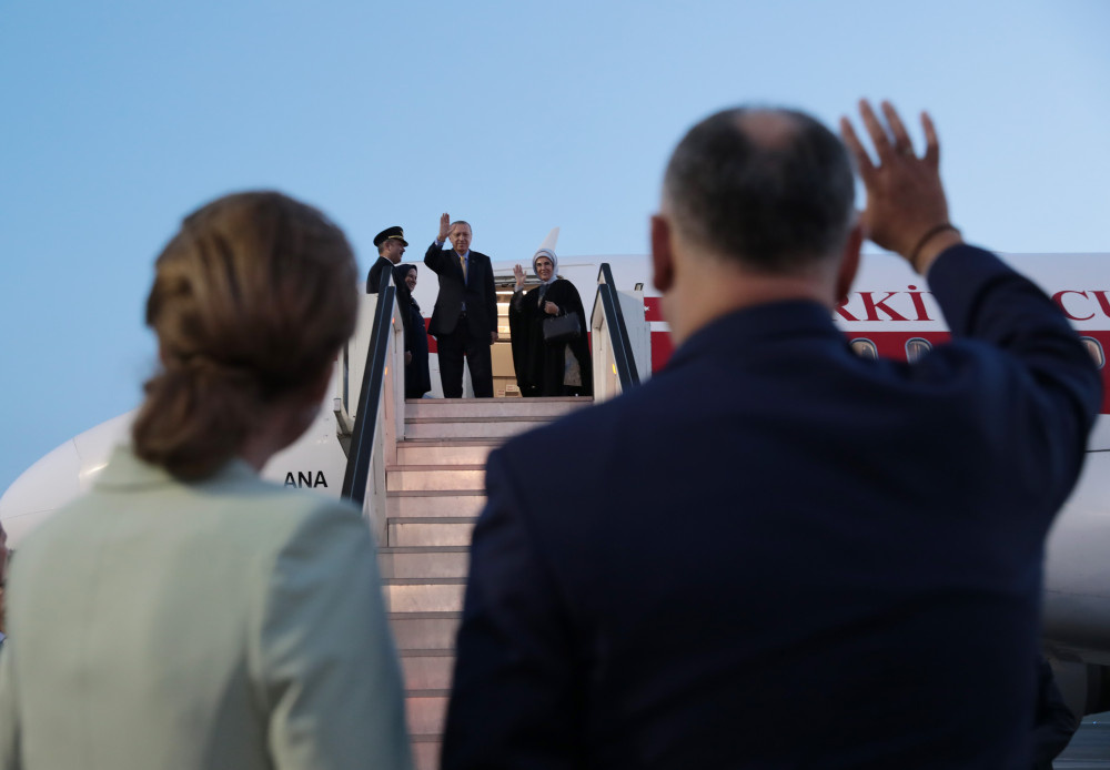 Erdoğan, Moldova Cumhurbaşkanı  Dodon tarafından uğurlandı
