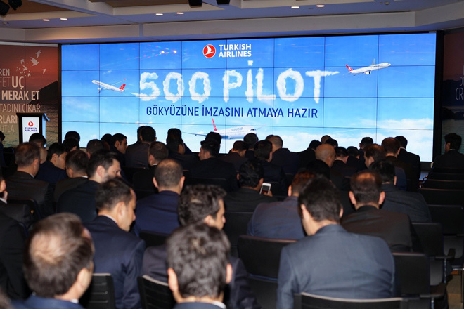 Polis Türk Hava Yollarında pilot oldu 32 bin TL maaş alacak