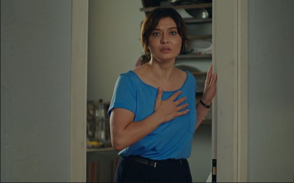 Nurgül Yeşilçay'ın Gülperi dizisindeki halinden eser yok! Sevgilisiyle...