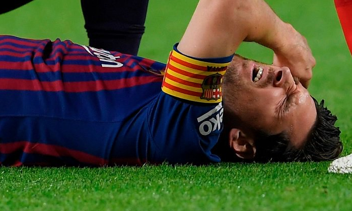 Messi sakatlandı kıvranarak sahayı terk etti! Büyük şoku sonra yaşadı