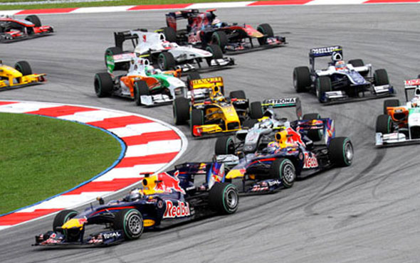 ABD Grand Prix'i Lewis Hamilton önderliğinde başlıyor
