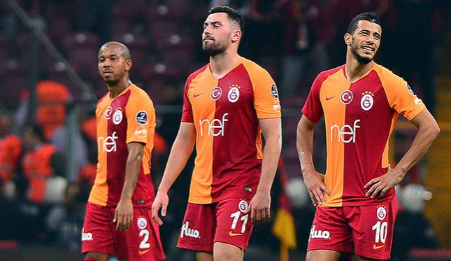 Galatasaray Schalke maçına sıkıntılı başlayacak!