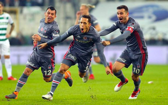 Beşiktaşlı yıldıza Iniesta'nın takımı talip oldu