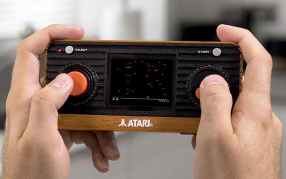 Efsnae oyun konsolu Atari Retro Handheld'i satışa sunuyor