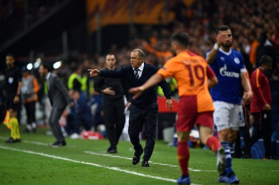Hüsran gecesi sonrası olay sözler: Galatasaray çöp adamdan acilen kurtulmalı