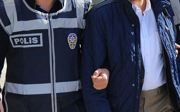 Kapatılan üniversitenin dekan yardımcısı FETÖ'den tutuklandı