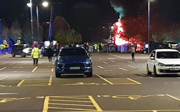 Leicester City'nin sahibini taşıyan helikopter düştü