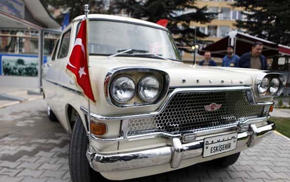 İlk milli ve yerli otomobil Devrim 57. yaşını kutluyor