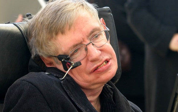 Stephen Hawking'in yakalandığı ALS hastalığının belirtilerine dikkat edin