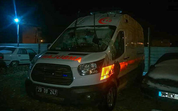 Gümüşhane’de ambulans kaza yaptı: Yaralılar var!