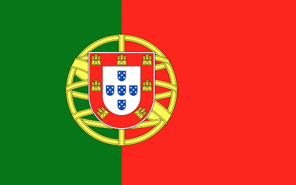 Portekiz'de yol çöktü: 2 ölü, 4 kayıp