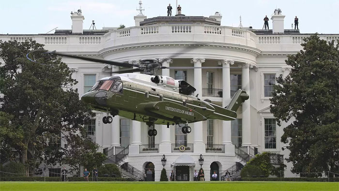 Trump kendine yeni helikopter aldırdı Beyaz Saray'ı tarumar etti