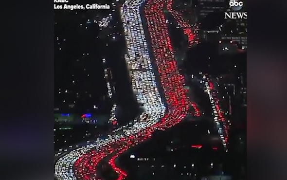 Los Angeles'de Şükran Günü trafiği