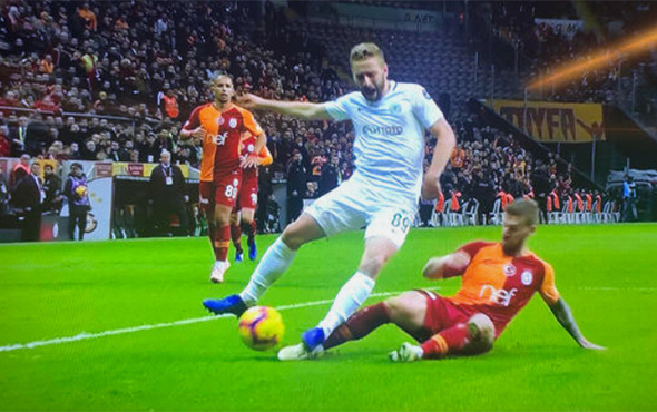Galatasaray'ı Hüseyin Göçek yaktı! 'Penaltıyla alakası yok'