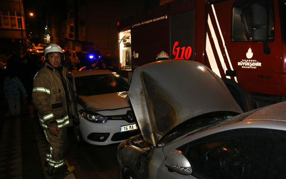 İstanbul'un Neronları hortladı Sultangazi'de 11 araç birden kundaklandı