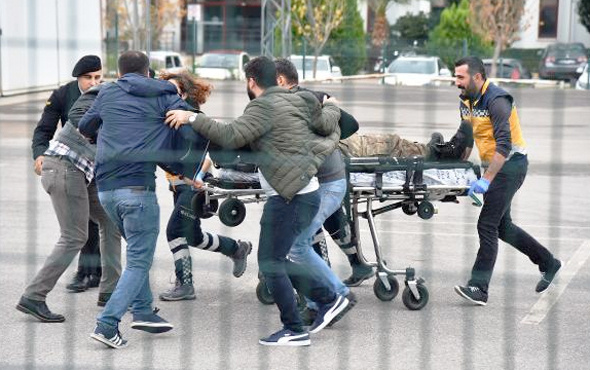 Antalya'da jandarma ekiplerine ateş açıldı: Yaralılar var