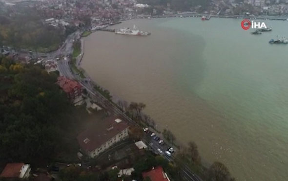 İstanbul Boğazı'na çamur aktı