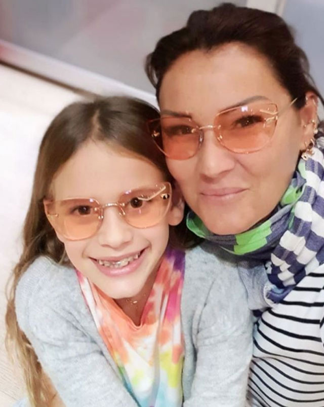 Pınar Altuğ'un kızına iğrenç taciz! Kanal D'de bir bir anlattı