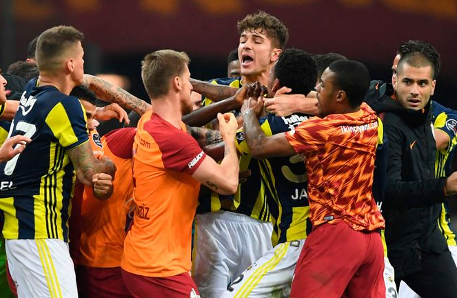 Hasan Şaş: Fenerbahçeliler beni tuzağa düşürdü